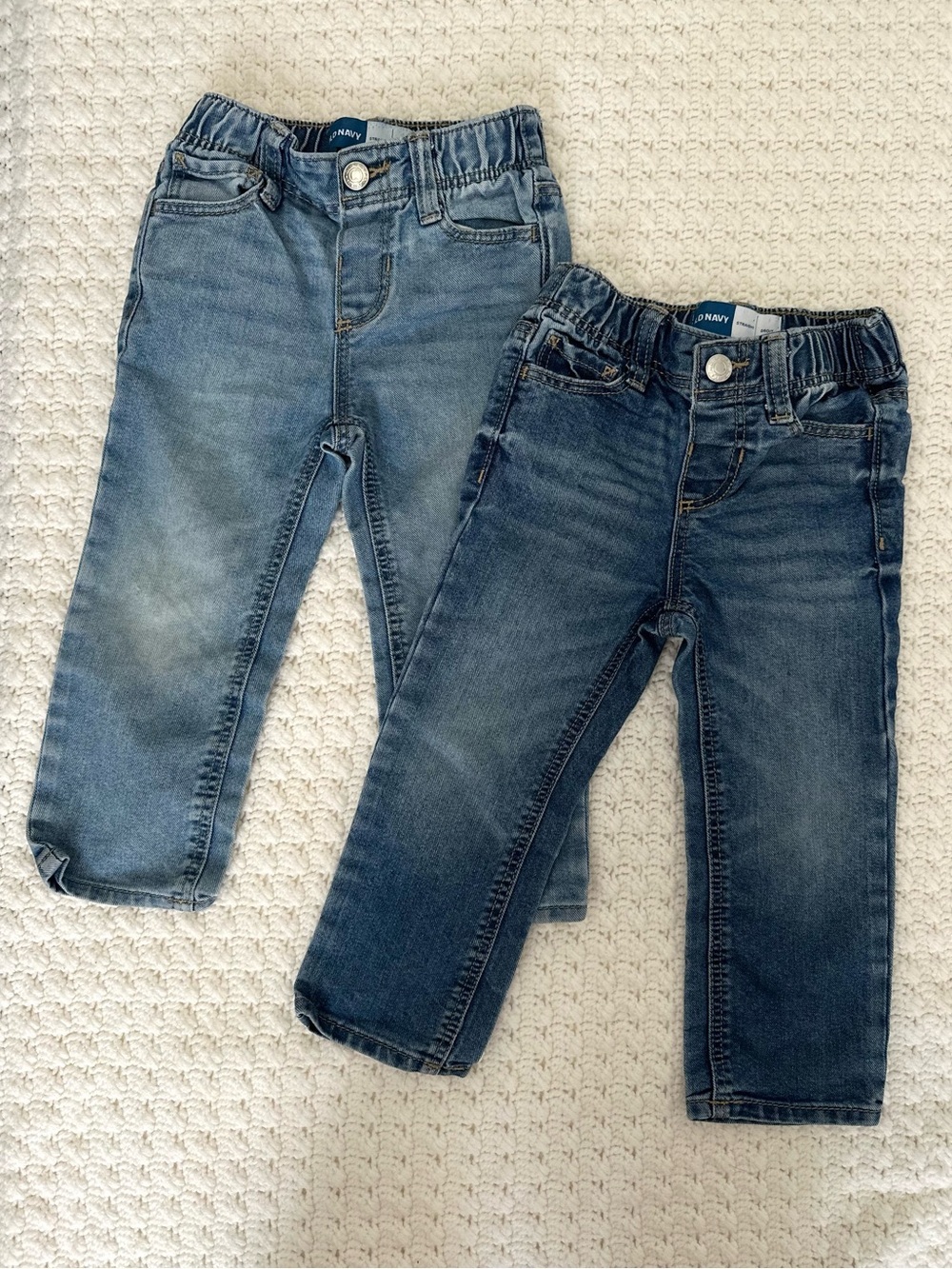 Old Navy 2T Toddler Boy’s Light and Dark Blue Straight Kid’s Jeans Cotton